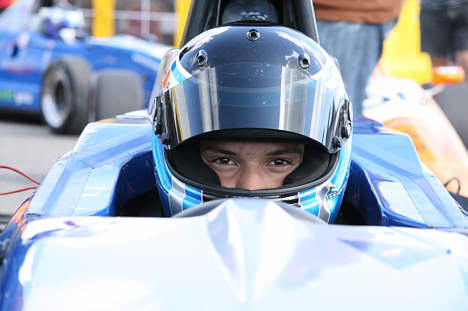Dennis er opsat på at komme til Formel Ford Festival på Brands Hatch.